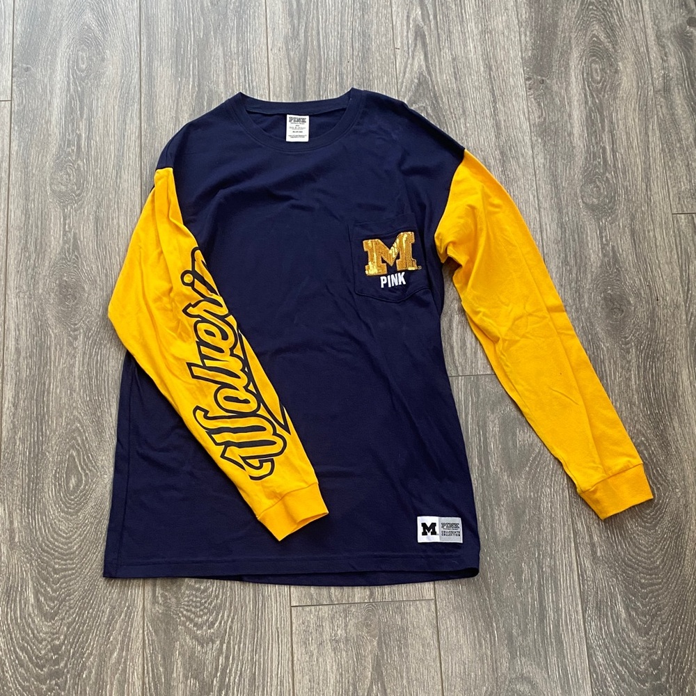 PINK Victoria's Secret - University of Michigan Long Sleeve Tee - Size XS